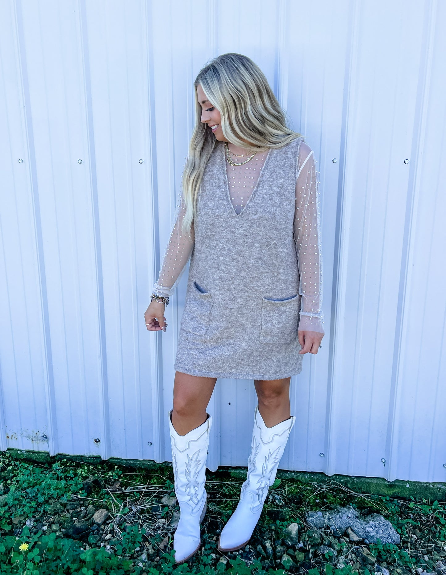 V NECK VEST - MINI SWEATER DRESS