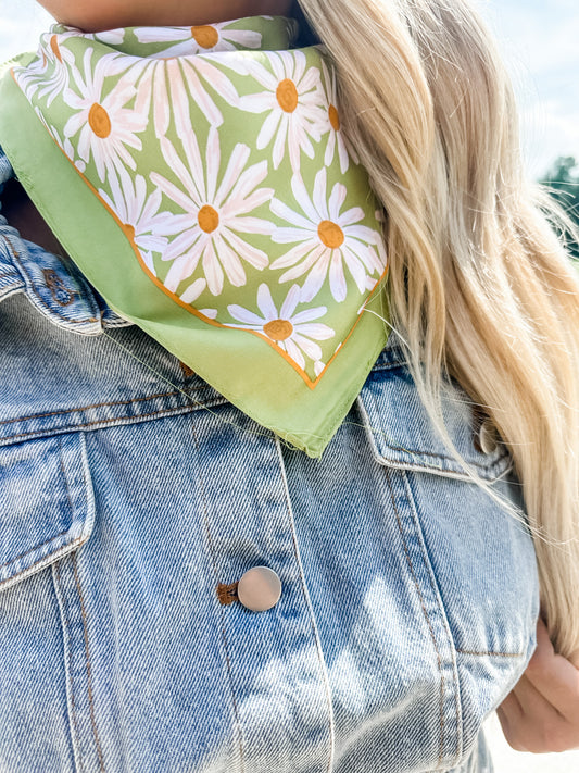 DAISY BANDANA SCARF