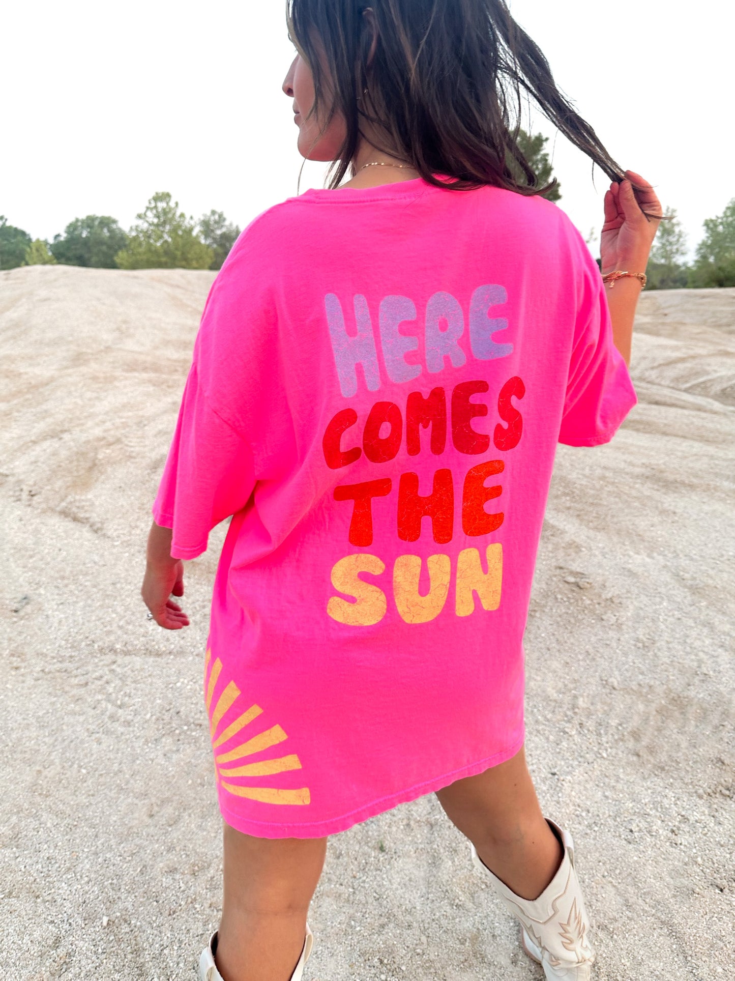 HERE COMES THE SUN TEE